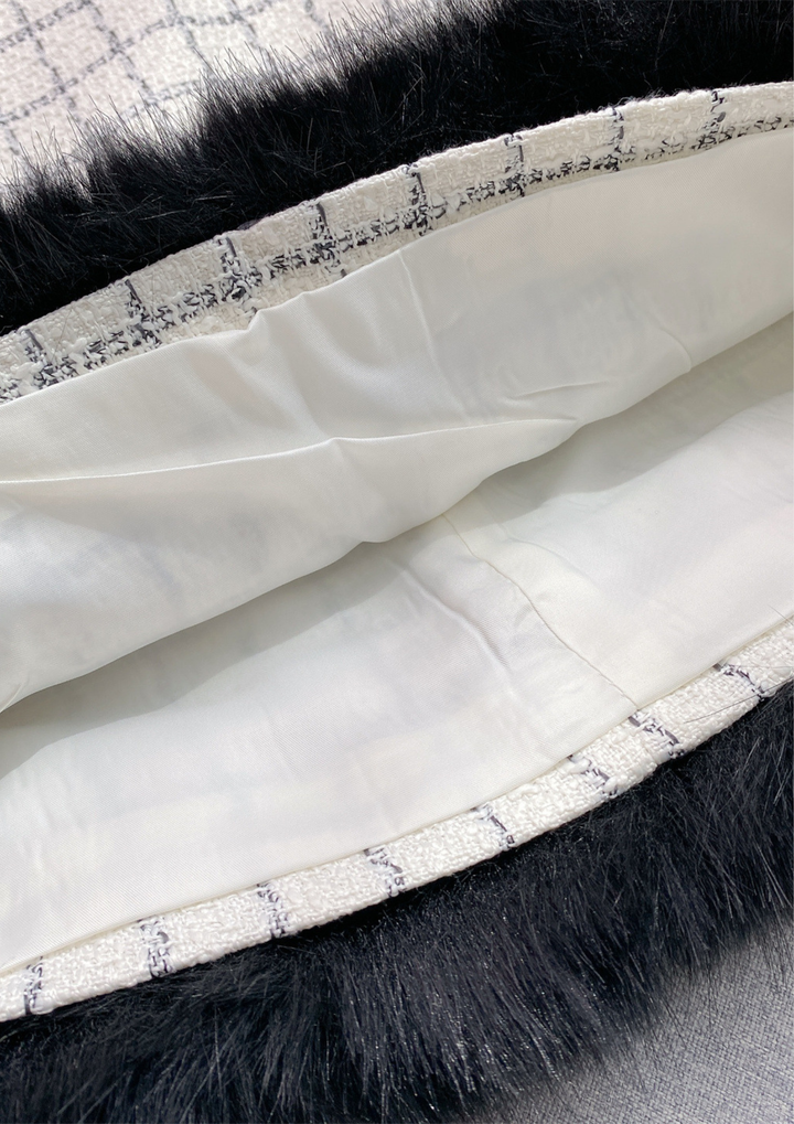 Noir Elegance  Chic Tweed Fur Trim Set