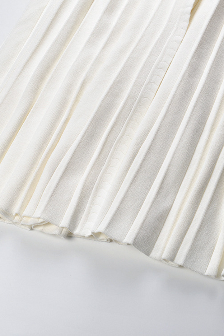 Lily – Ribbed Button Front Pleated Maxi Dress in White