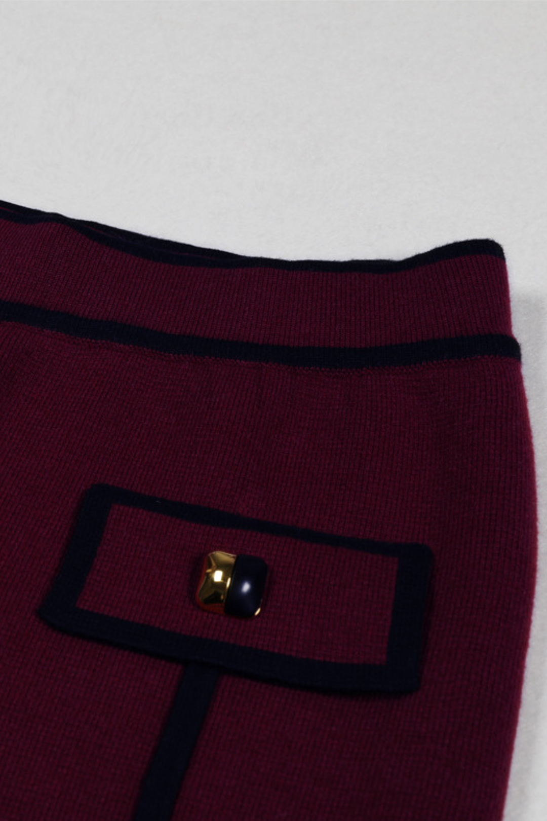 Signature luxe Line Knit Ensemble Set