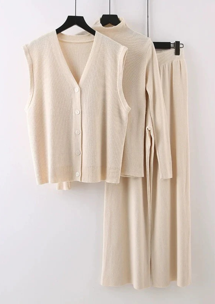 Comfy Layla Everyday Knit Trio Set