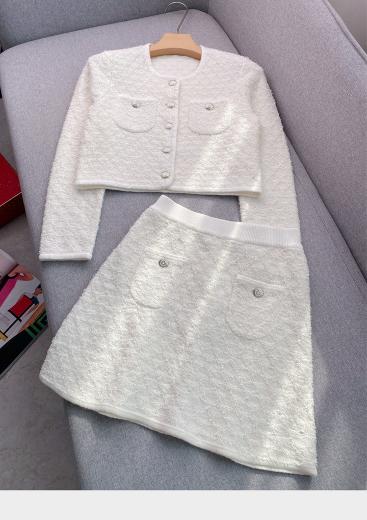 Snowbelle Feather Wool Knit Elegant Set