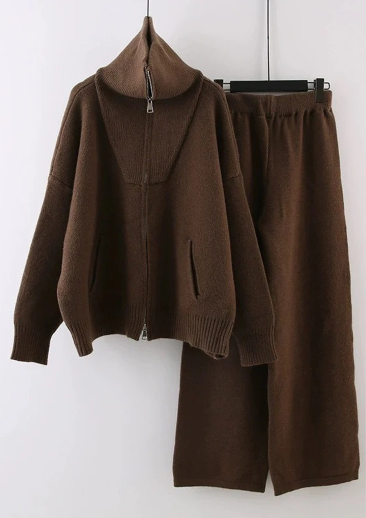 Comfy Naya  High Neck Zip Knit Set