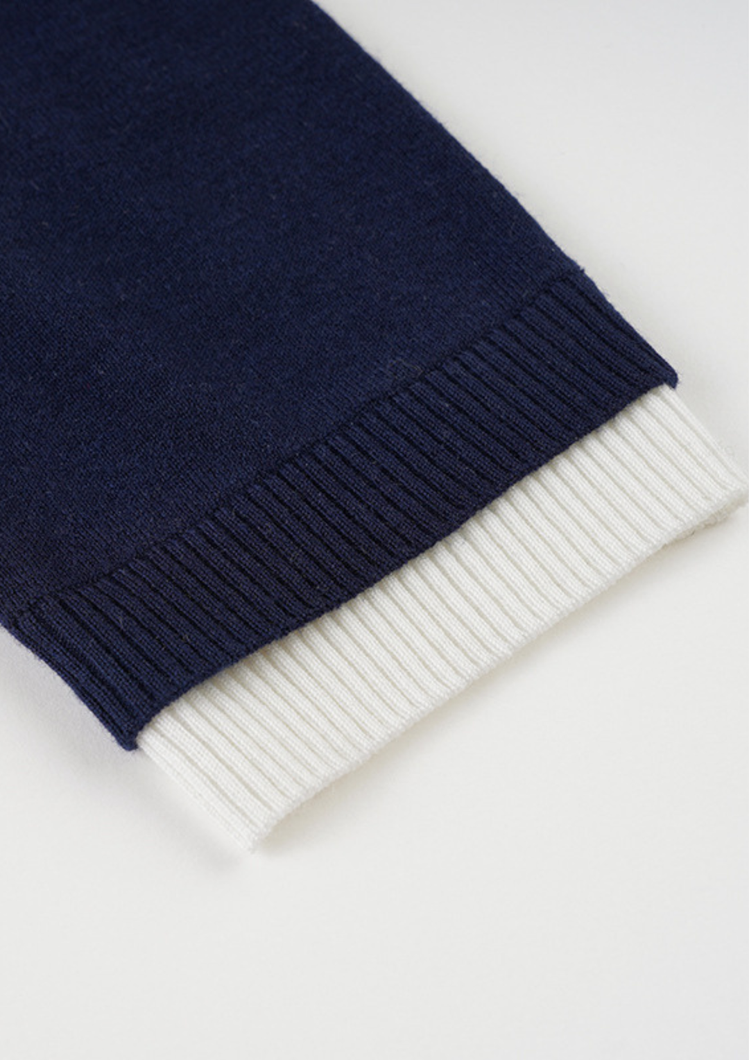 Contrast Trim Slim Knit Sweater