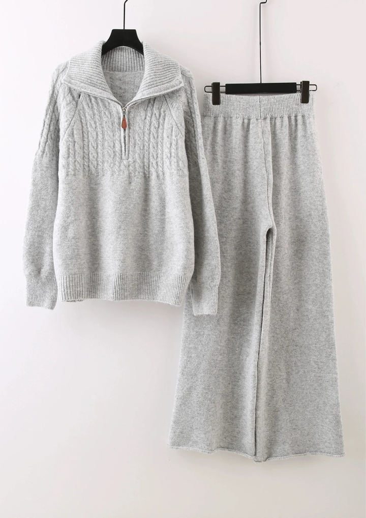 Chloe Comfy  Zip KNit  Set