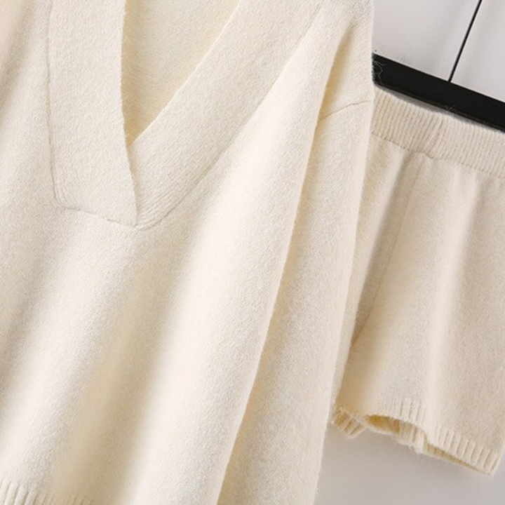 Comfy Lana V neck  Knit Set
