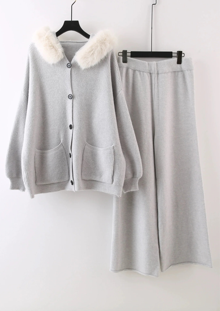 Comfy Gia Fur Collar Wide Leg Hooded Knit Set
