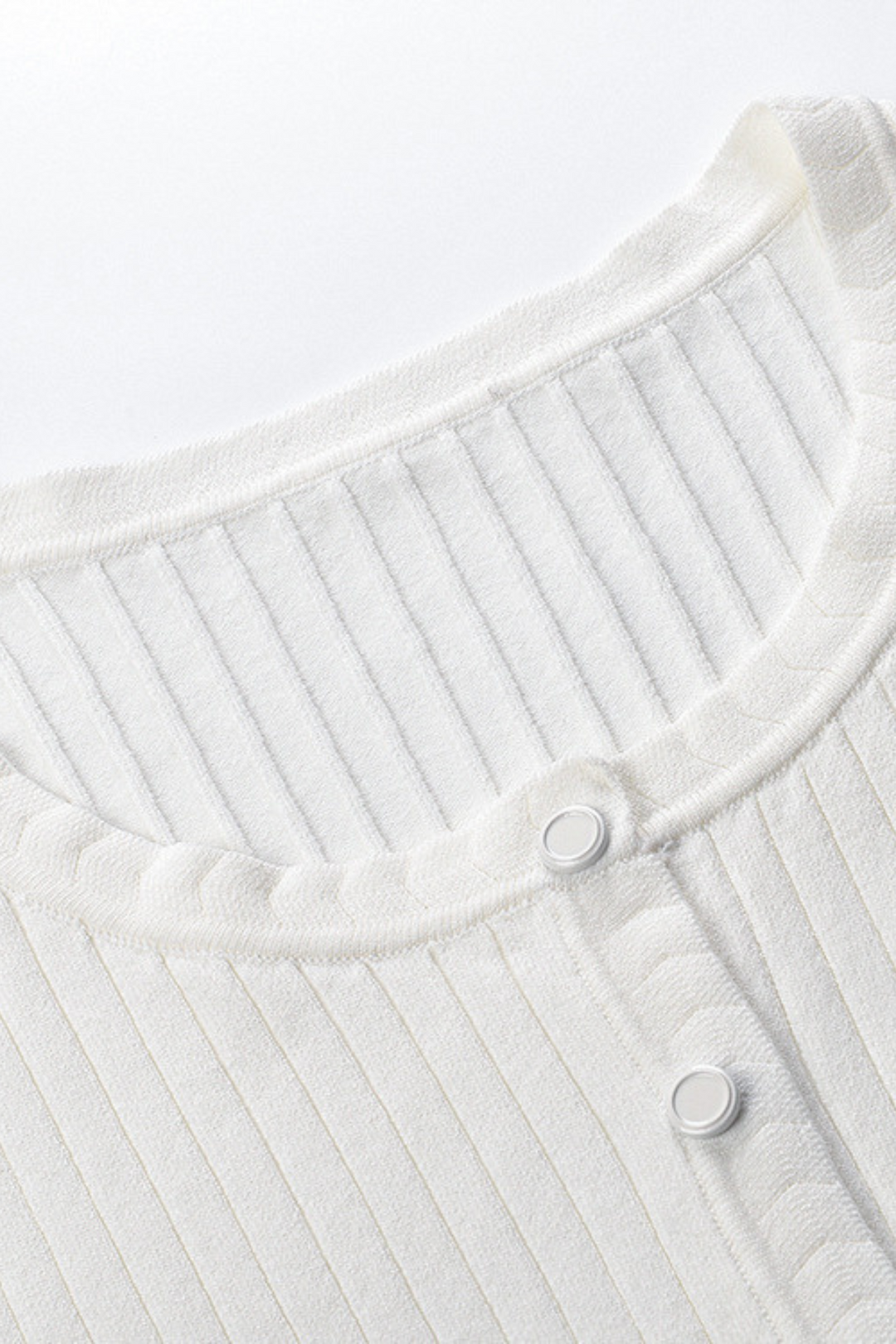 Lily – Ribbed Button Front Pleated Maxi Dress in White