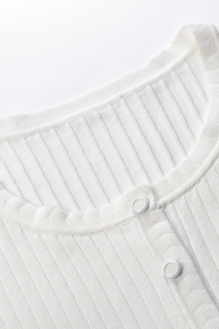 Lily – Ribbed Button Front Pleated Maxi Dress in White
