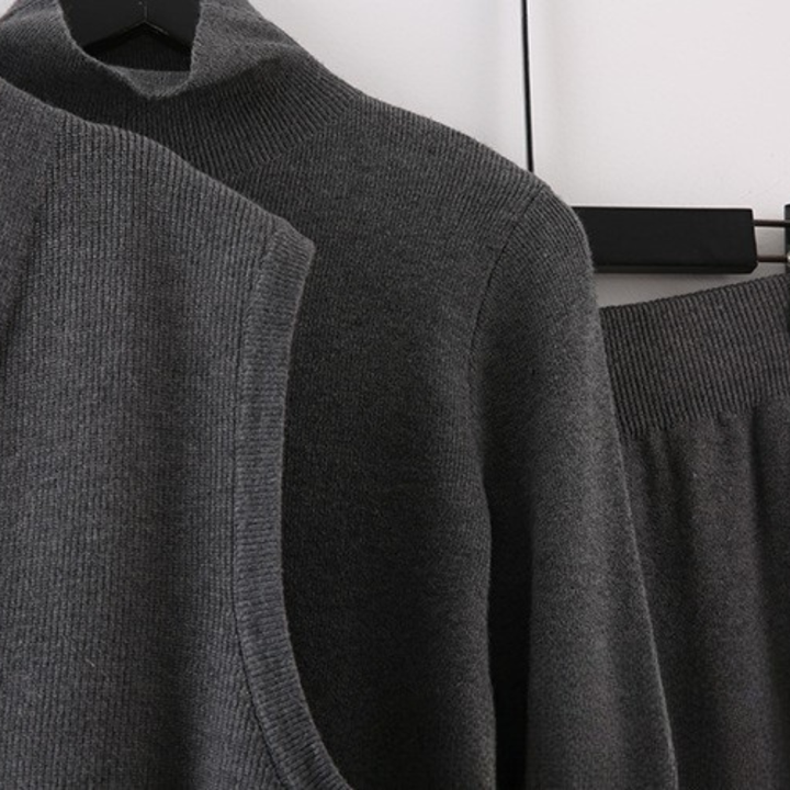 Comfy Layla Everyday Knit Trio Set