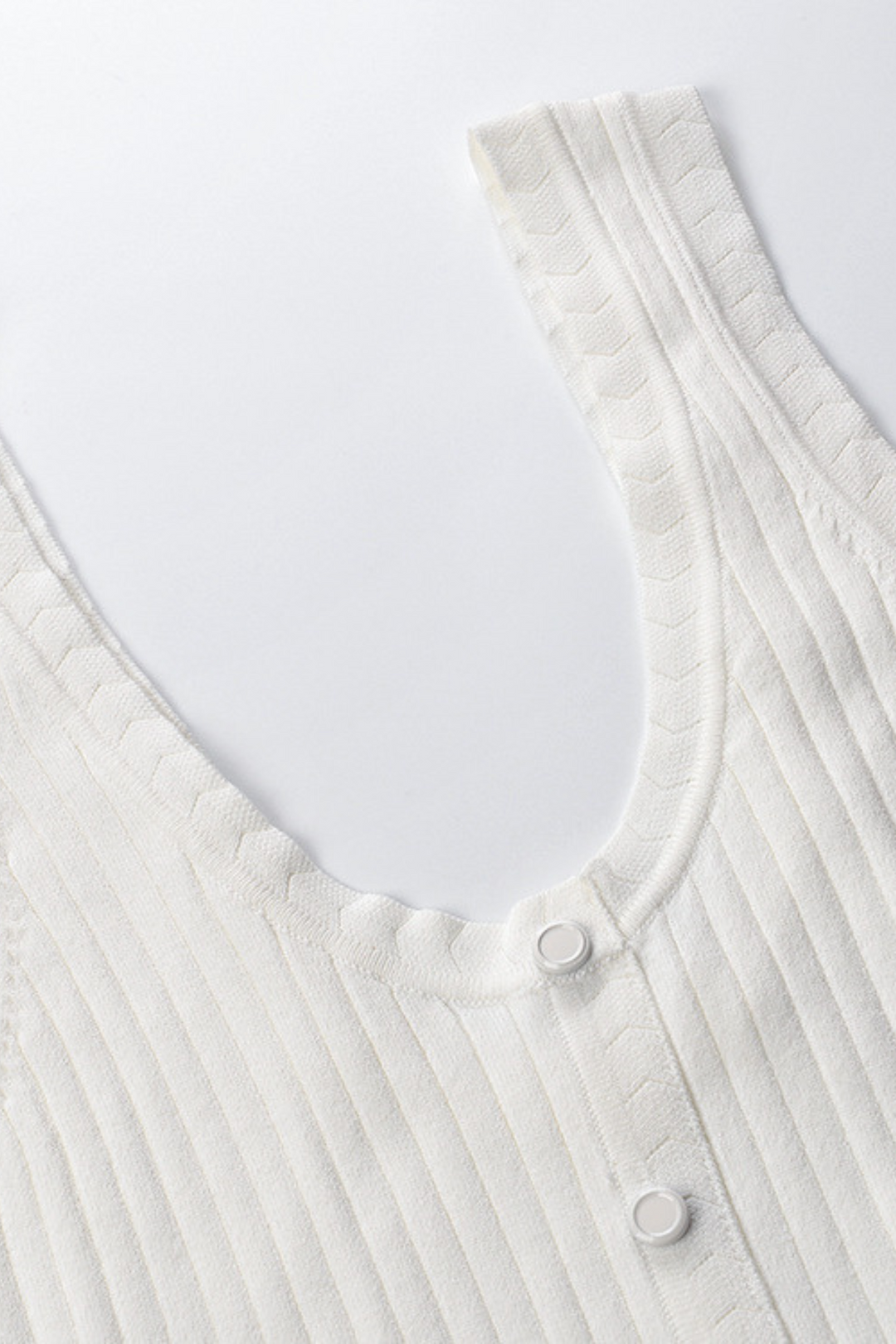 Lily – Ribbed Button Front Pleated Maxi Dress in White