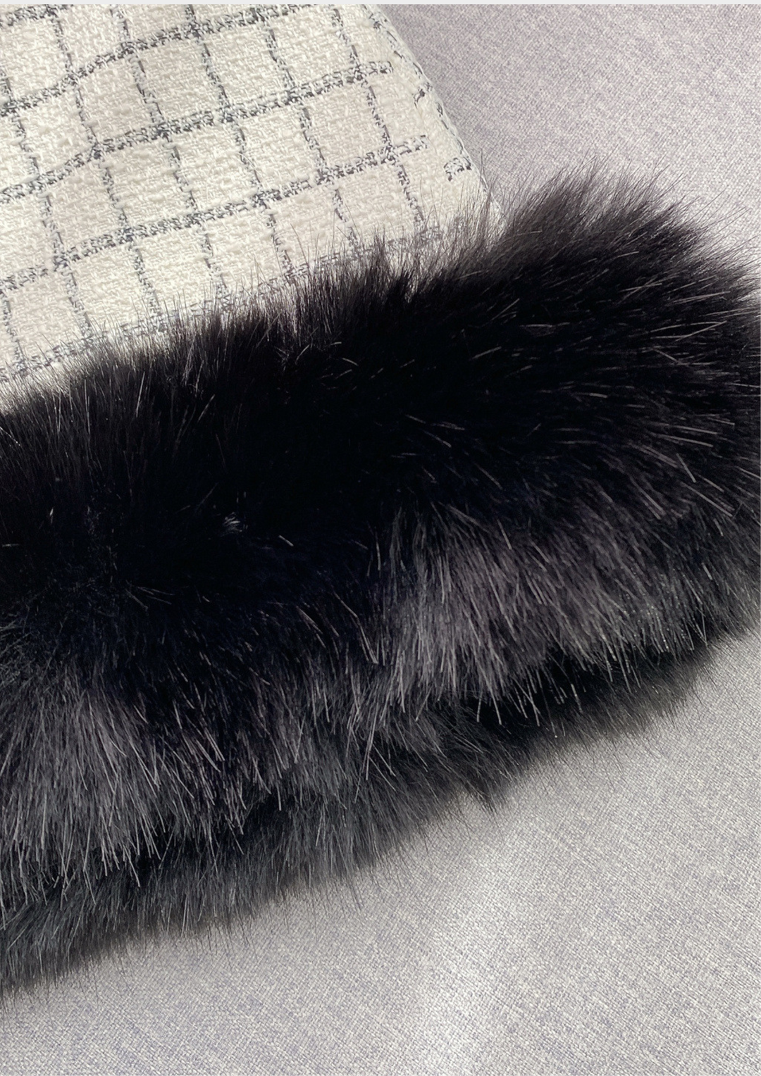 Noir Elegance  Chic Tweed Fur Trim Set